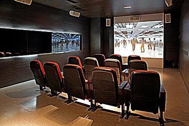 《战神》冷知识：奎爷的这东西握在手里会变大